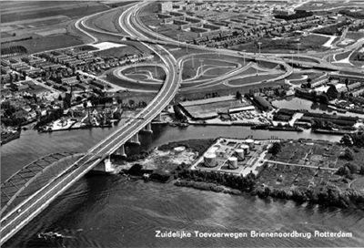 Foto 560 uit BRIENENOORDBRUG