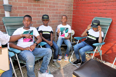 Foto 28 uit KinderfeestBuur24-8