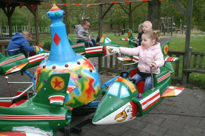 Foto 41 uit 27-4-17 Koningsdag