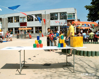 Foto 98 uit opzoomeren 2006 bw