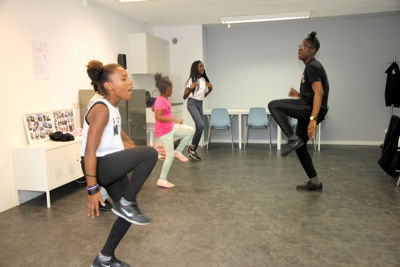 Foto 37 uit Theater & Dans 24-8