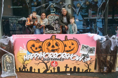 Foto 107 uit HALLOWEEN2016