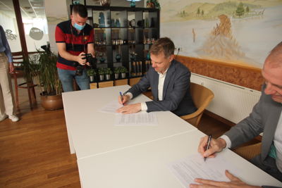 Foto 25 uit Tekenen Humanitas