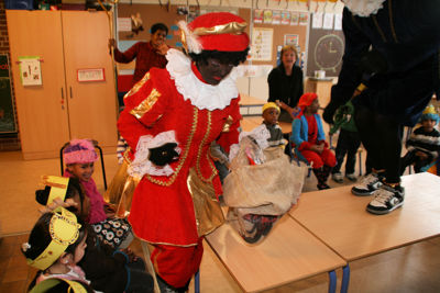 Foto 94 uit SintRKRegenboog3_12