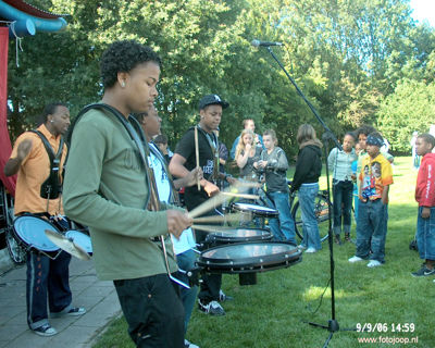 Foto 182 uit wijkparkfeest 2006