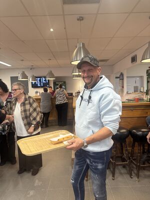 Foto 10 uit optreden van ANGEL EN BINGO BIJ  USV Vosbergenpad 30  Beverwaard 24-10-26 