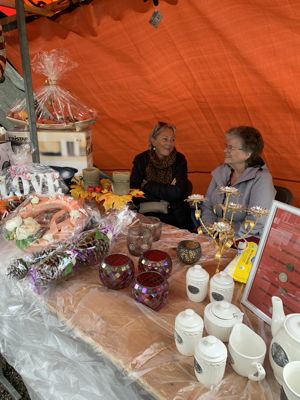 Foto 2 uit RommelmarktWijkpark