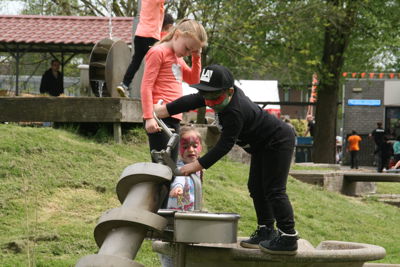 Foto 76 uit KoningsDag27-04-18