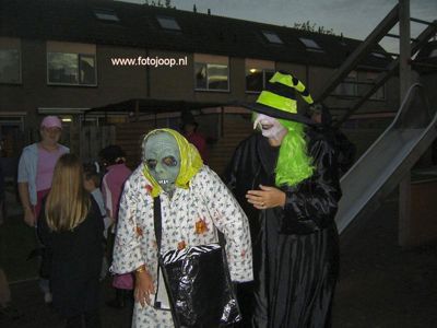 Foto 228 uit halloween2005