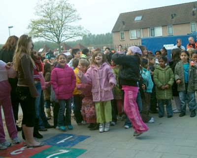 Foto 162 uit schoolsportplein07b.w