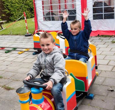 Foto 7 uit 27-4-17 Koningsdag