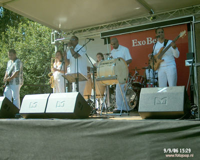 Foto 232 uit wijkparkfeest 2006