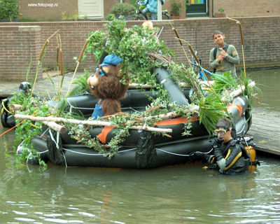 Foto 32 uit geboorte bever 4_6_8