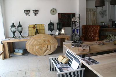 Foto 10 uit Inside 'N Out...NEW