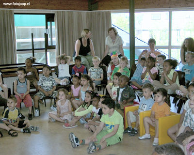 Foto 89 uit RK Regenboogl2