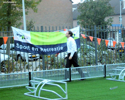 Foto 41 uit schoolsportplein07b.w