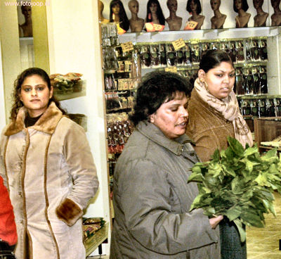 Foto 76 uit openingtokomilobi