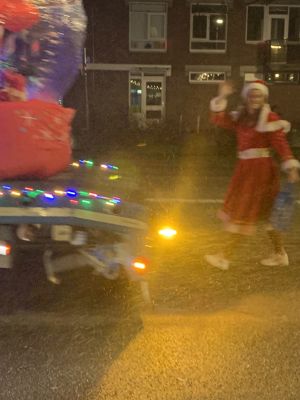 Foto 35 uit Kerstman Optocht