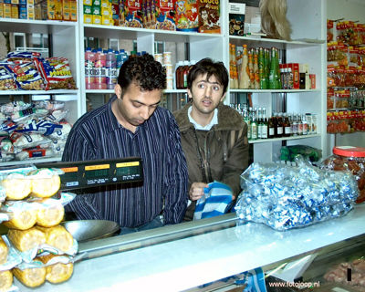 Foto 40 uit openingtokomilobi