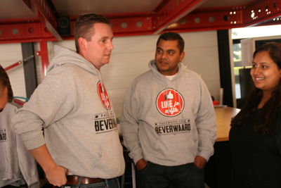 Foto 32 uit LikeJeWijk Trui2-10