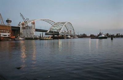 Foto 400 uit BRIENENOORDBRUG