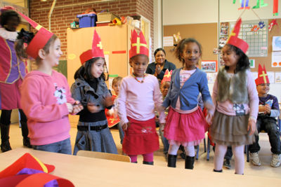 Foto 180 uit Sint RK Regenboog