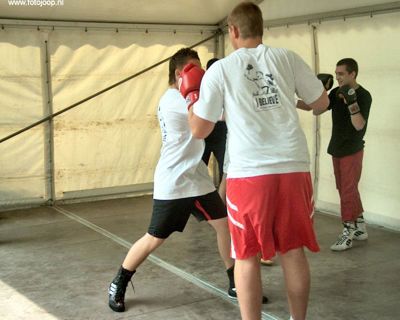 Foto 13 uit boksclub I believe