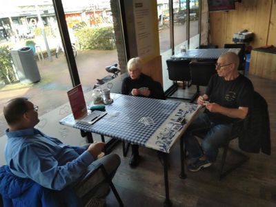 Foto 12 uit Joop's-kaartcluppie