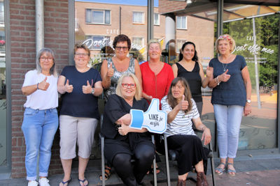 Foto 34 uit Doet Effe Mee Cafe