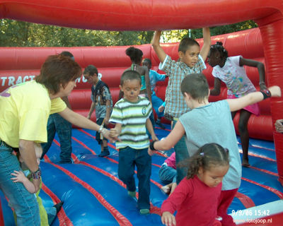 Foto 248 uit wijkparkfeest 2006