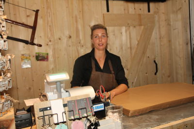 Foto 131 uit De Bloemenboetiek