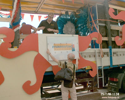 Foto 75 uit carnaval-labandera06