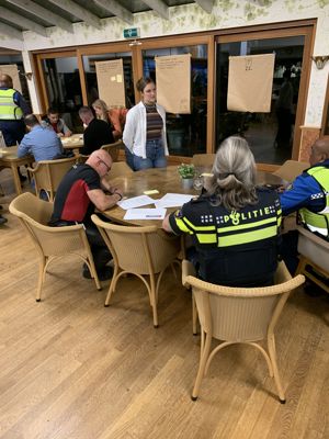 Foto 12 uit Maak de Wijk11-10