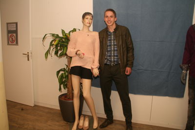 Foto 123 uit FotoshootKledingbank_2