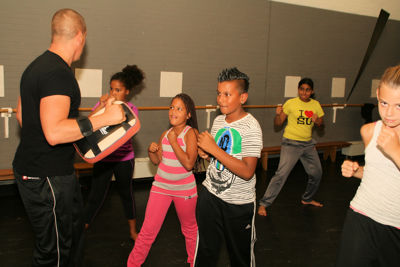 Foto 374 uit CardioKickBoxen4Kids