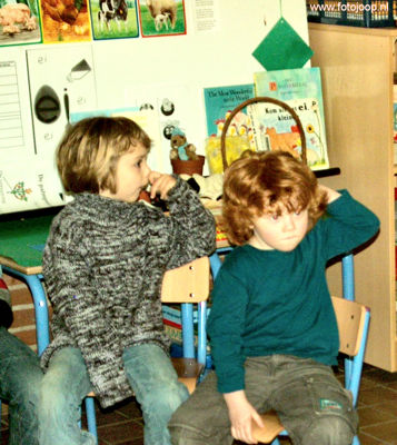 Foto 72 uit RK Regenboog de mus