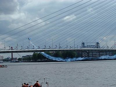 Foto 67 uit red bull air race r.dam