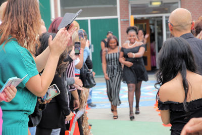 Foto 21 uit RegenboogEindFeest