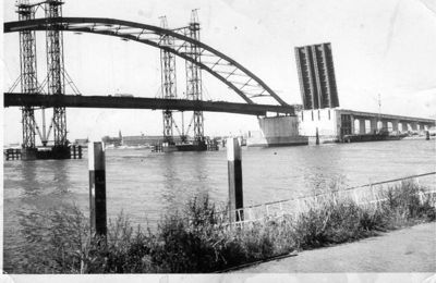Foto 440 uit BRIENENOORDBRUG