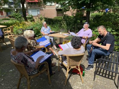 Foto 5 uit zingen Met ED v Dam