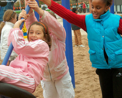 Foto 40 uit schoolsportplein07b.w