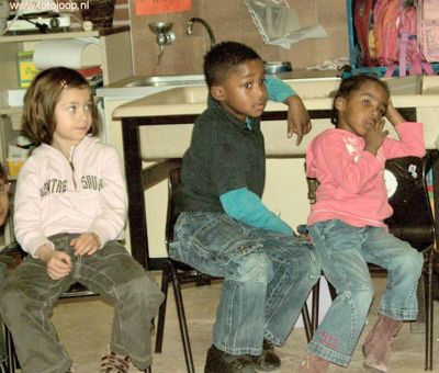 Foto 29 uit RK Regenboog de mus