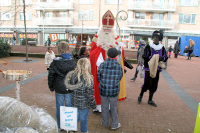 Foto 81 uit SintWinkelCentr24_11