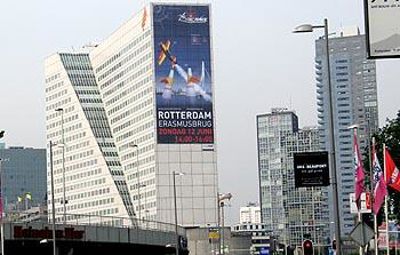 Foto 79 uit red bull air race r.dam