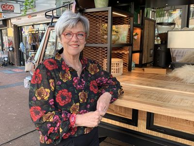 Foto 3 uit Ineke Pensioen 38 J