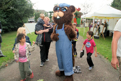 Foto 122 uit WijkFeest15_09_2012