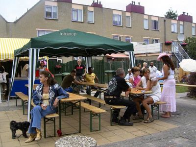 Foto 64 uit country feest 2005