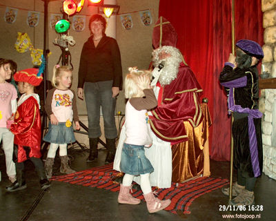 Foto 118 uit sinterklaas 2006 new
