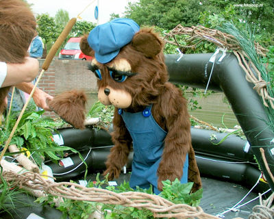 Foto 30 uit geboorte bever 4_6_8