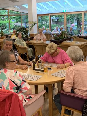 Foto 40 uit GROTE BINGO23-4